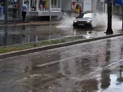 Nestabilno vrijeme širom BiH: Pljuskovi i grmljavina mogući tokom dana, na jugu sunčanije