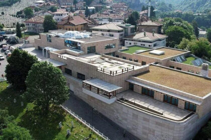 Podsjećanje na zaključke Vijeća muftija povodom parade: Islam afirmira vrijednosti braka i porodice!