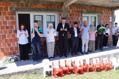U Višegradu održana komemoracija i odata počast žrtvama 'Žive lomače', 70 civila živi zapaljeni