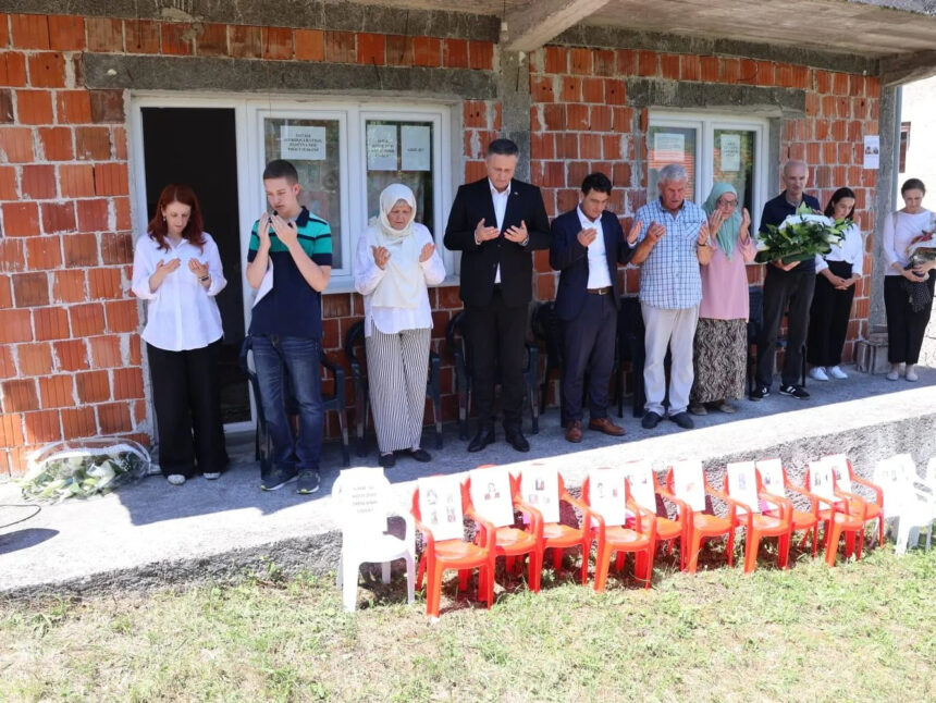 U Višegradu održana komemoracija i odata počast žrtvama 'Žive lomače', 70 civila živi zapaljeni