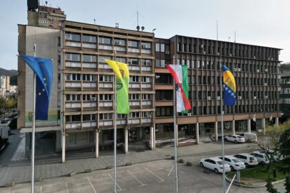 U Gradskoj upravi Zenica zbog Zmajeva 2. juli neradni dan: 'Obaveze planirajte prije ili poslije'