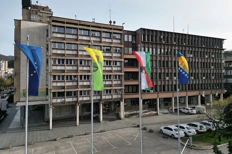 U Gradskoj upravi Zenica zbog Zmajeva 2. juli neradni dan: 'Obaveze planirajte prije ili poslije'