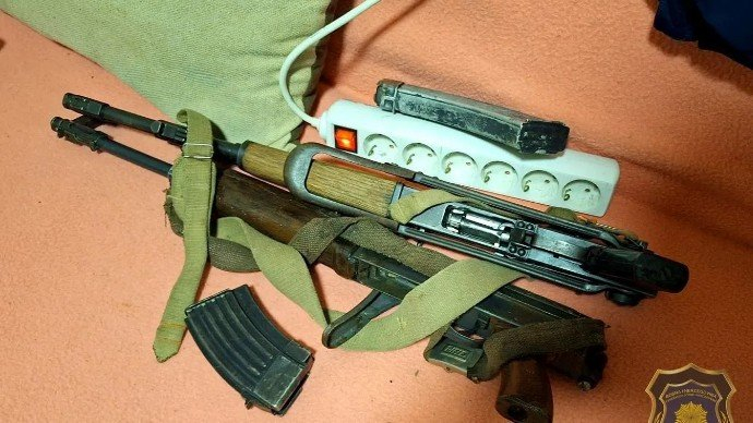 Munjevita akcija FUP-a u Sarajevu, zaplijenjene automatske puške, kokain i heroin