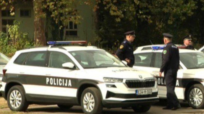 Poznat identitet muškarca koji je danas usmrtio komšiju i ranio njegovu suprugu