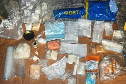 Akcija MUP-a KS “SAB”: Uhapšen Sarajlija (43), pronađena droga i oružje