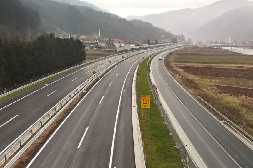 Od svečanog otvaranja do betonskih blokova: Nova poddionica autoceste nakon samo pola godine zatvorena zbog nastavka radova