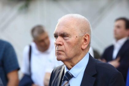 Kulenović: Prestanimo od svijeta tražiti da nas žali, prisilimo ga da nas poštuje