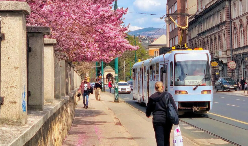 U BiH danas sunčano uz malu do umjerenu oblačnost