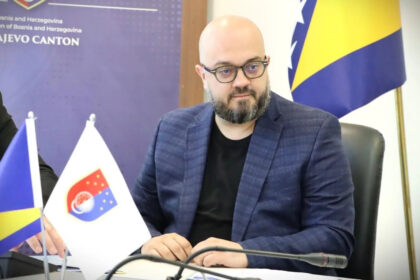 Vlada KS donijela odluku o uplati doprinosa za penzionisanje radnika GRAS-a