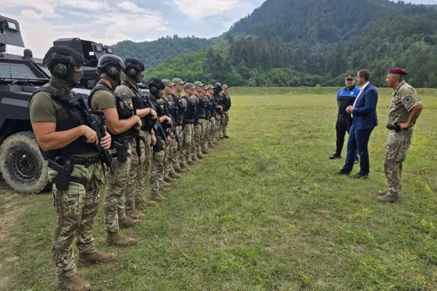 Obučenost, disciplina i profesionalnost: Pogledajte vježbu zeničkih specijalaca uz novo oružje i oklopna vozila