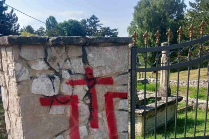 Muftijstvo mostarsko najoštrije osuđuje vandalske incidente i širenje simbola mržnje u Livnu