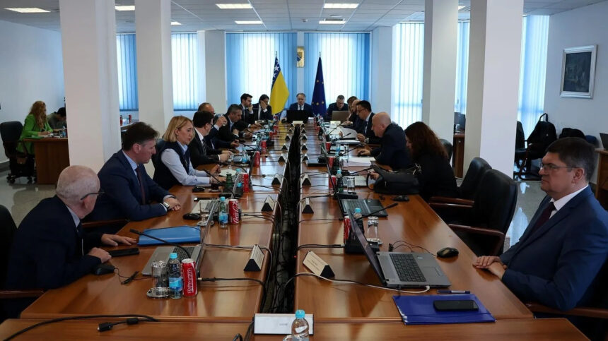 Vlada FBiH: Uredba o isplati neoporezive pomoći radnicima produžena do kraja godine