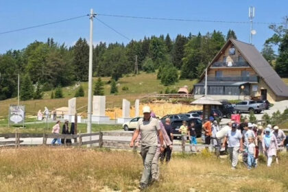 Udruženje „4. muslimanska slavna brigada“ Konjic organizovalo posjetu Vlašiću i historijskim lokalitetima