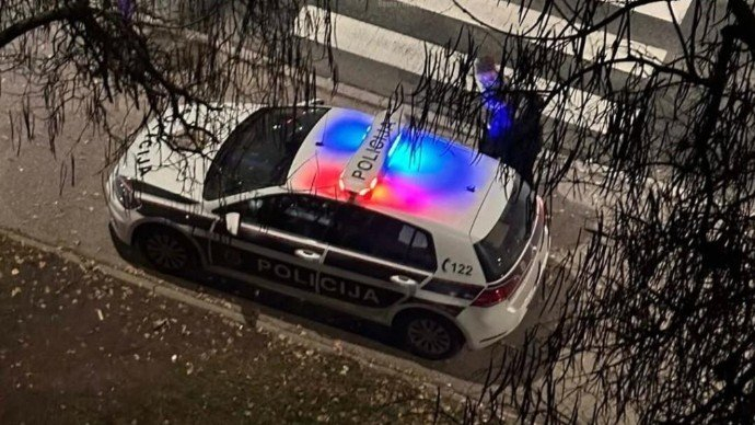 Drama u "sitne sate" u Sarajevu: Službenici MUP-a KS uhapsili 25-godišnjaka sa ručnom bombom