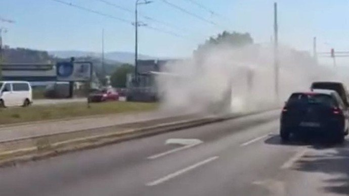 MUP KS o zapaljenom tramvaju: Nije bilo požara nego se nešto samo zadimilo