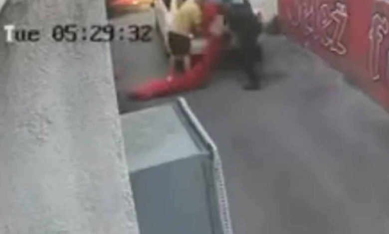 SNIMAK NAPADA “ULTRASA”: U ranim jutarnjim satima upali u prostoriju udruženja navijača Veleža
