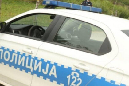 Fočak zaprijetio ocu nožem i tragedijom pa mu uzeo novac