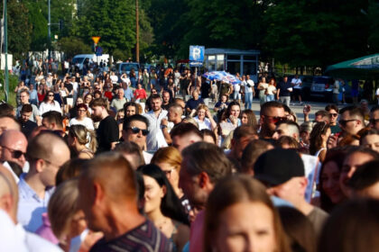 EKSPLOZIJA TURISTA U BiH Euforija se nastavlja: Prodigy na Grbavici, a zatim 32. SFF sa brojnim gostima