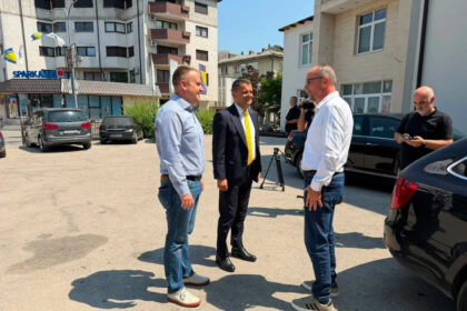 Musić i Hurtić obišli projekte u Ključu: Ulaganje u infrastrukturu i vjerske objekte je ulaganje u dostojanstven život građana