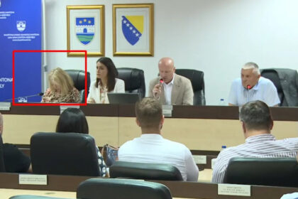 Incident u Skupštini USK: Aktuelni premijer Ružnić napao sekretarku i poslao je u medicinsku ustanovu