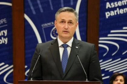 Bećirović: Nikome nećemo dozvoliti formiranje monoetničkih izbornih jedinica