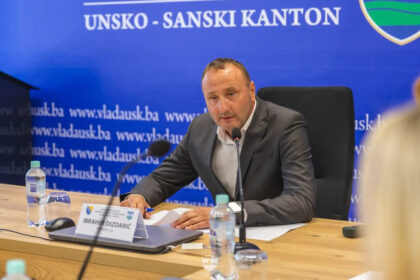 Dizdarić odgovorio Ružniću: Paralizu u Krajini imali smo samo 1993; novi premijer USK najavio smjene i ukidanje naknada