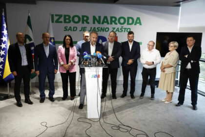 SDA: Bećirović diplomatsku mrežu BiH pretvara u vlastiti predizborni štab