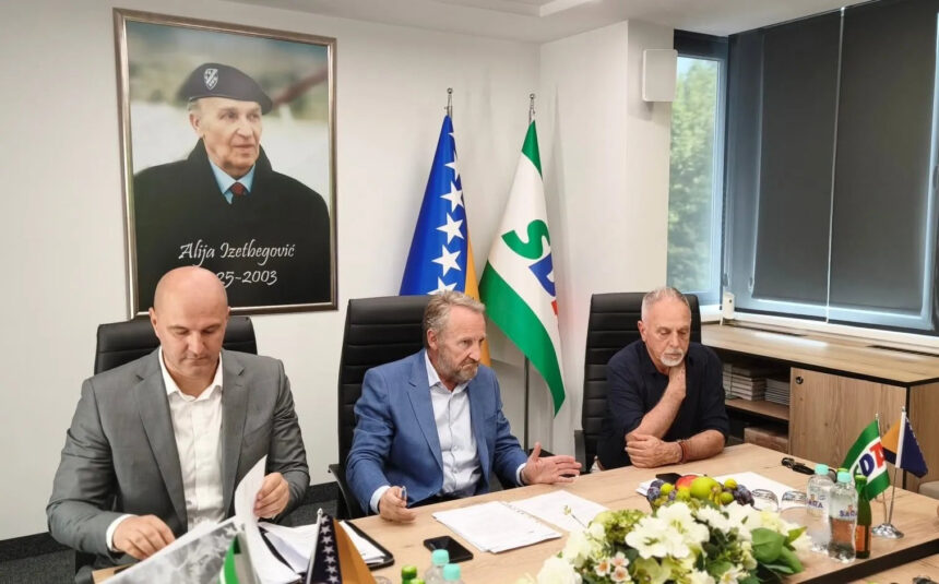 Predsjedništvo SDA: Veličanje zločinaca je upozorenje Bošnjacima, od EUFOR-a tražimo pojačano prisustvo u povratničkim naseljima