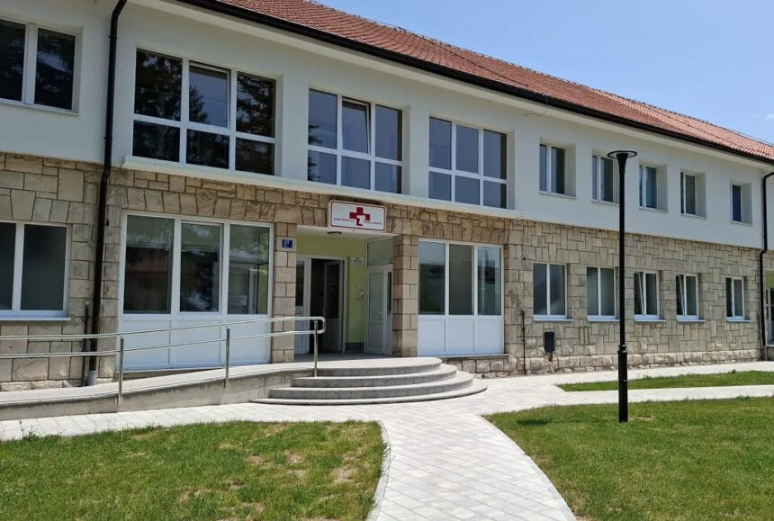Doktorica u Domu zdravlja Tomislavgrad veličala zločinca Mladića pa dobila otkaz