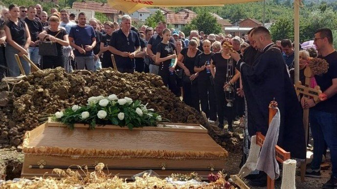 U Kotor Varoši sahranjena Dragana Antešević koja je stradala u velikom požaru kod Omiša