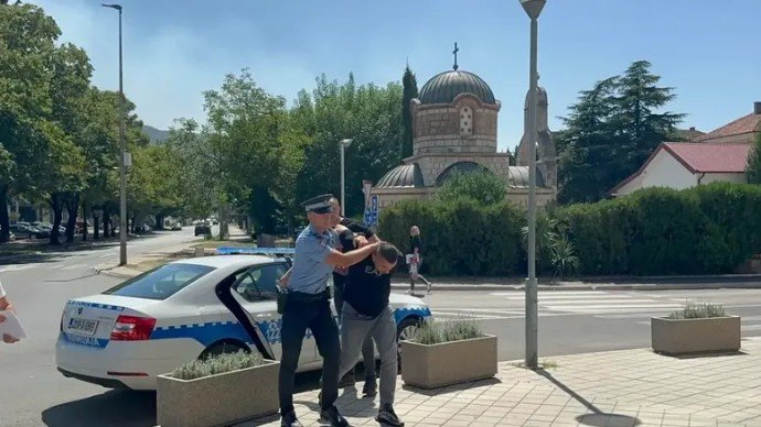 Osumnjičeni za gaženje ljudi kod Bileće sproveden u Tužilaštvo: Terete ga za pokušaj teškog ubistva