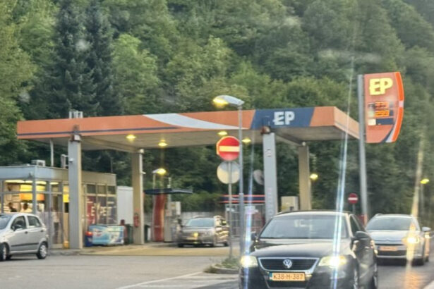 Filmska pljačka u Konjicu: Kroz WC probili zid do sefa i odnijeli više od 30.000 KM