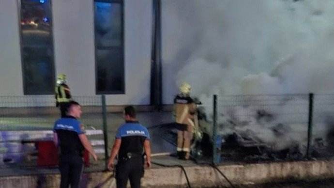 Veliki požar zahvatio fabriku jahti kojoj je suvlasnik Džanan Musa