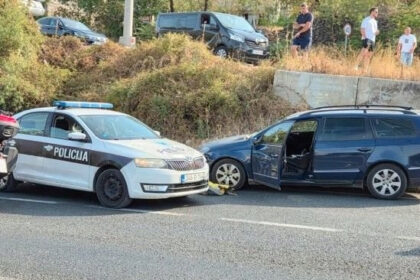 Detalji stravične nesreće: Muškarac pretrčavao ulicu, žena ga “pokosila” Passatom