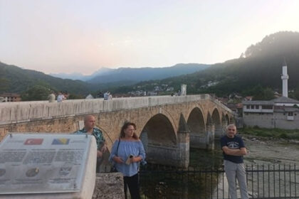 SIMBOL GRADA KONJICA  Stara kamena ćuprija: Kad konju propade noga, poče priča o najljepšem mostu