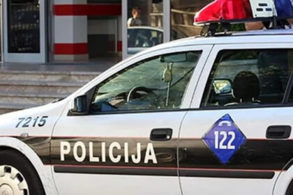 Mostarci gledali u nevjerici, pauk odvezao policijski automobil