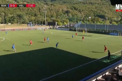 Velež u meču s dva “crvena” izgubio na “plastici” od BSK-a