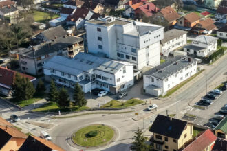 Orašje: Hirurg Đoko Novaković dobio otkaz u bolnici zbog veličanja zločinca Mladića