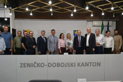 Vlada ZDK potpisala ugovore sa gradovima i općinama: Za projekte izgradnje puteva do turističkih destinacija 3,6 miliona KM