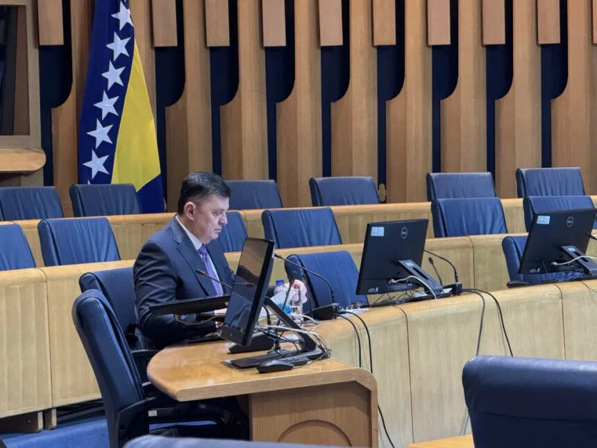 Administracija ponovo sve zakočila: UIO još uvijek ne vraća novac za plaćeni PDV na prvu nekretninu