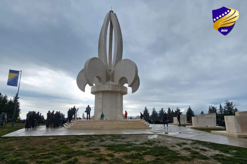 ČUVARI BOSNE: Sahrana zločinca Mladića je ozbiljno upozorenje, to je alarm institucijama i patriotama za borbenu spremnost!