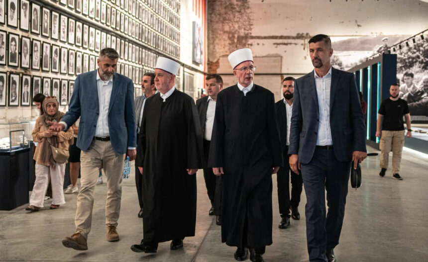 Reis Kavazović posjetio medžlise u srednjem Podrinju i Memorijalni centar u Srebrenici