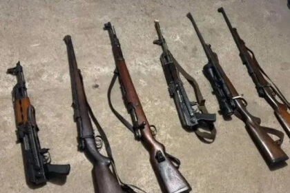 Bosanska Gradiška: MUP Rs uhapsio više osoba, oduzeto brojno naoružanje, puške, snajperi...
