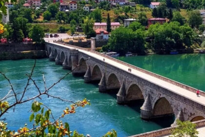 U BiH sunčano, tokom dana umjeren porast naoblake