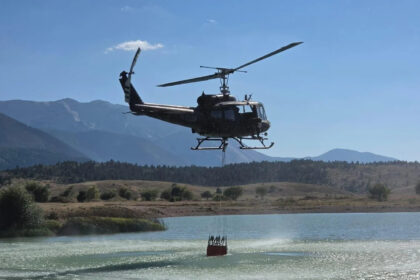 Helikopter OS BiH i danas nastavlja gašenje požara na Čvrsnici