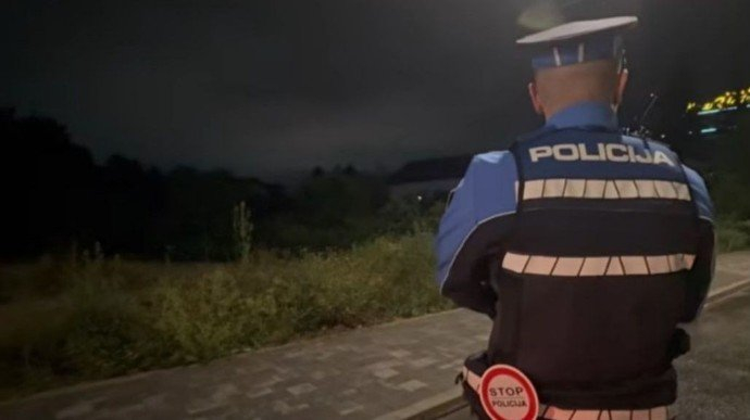 Policija uhapsila 18-godišnjaka na Ilidži: Za njim bile raspisane potrage, terete ga za dva krivična djela