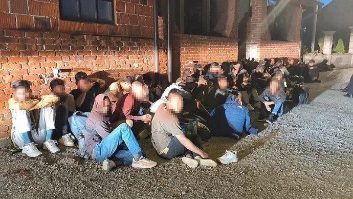 Granična policija kod Gradiške spriječila ilegalni prelazak 96 osoba, pronađena i dva čamca