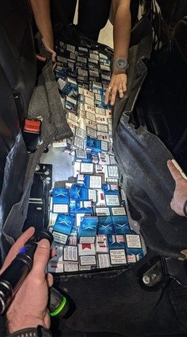 Objavljene fotografije: Evo gdje je Bosanac sakrio 42 hiljade cigareta, pao na granici