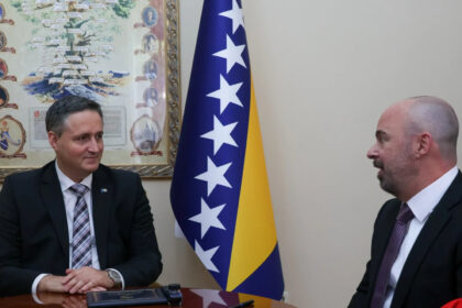 Bećirović i Ginkel o političkoj i sigurnosnoj situaciji te rezultatima izbora
